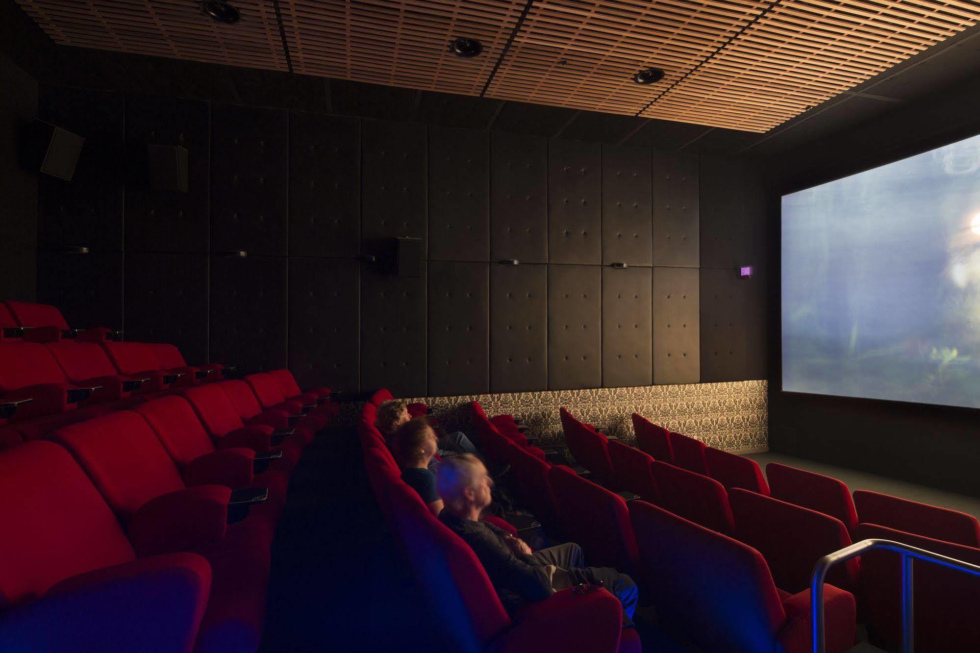 אגם טה אנאו The Cinema Suites מראה חיצוני תמונה